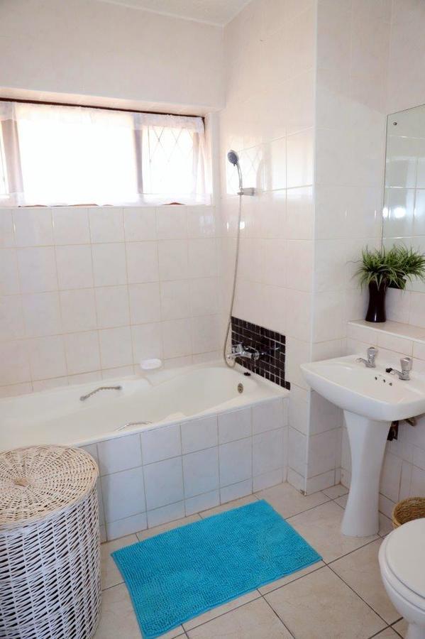 Sea Wave Holidays - Stella Maris Amanzimtoti Esterno foto